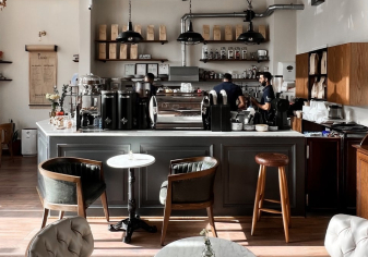 Locals Café