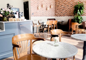 Locals Café